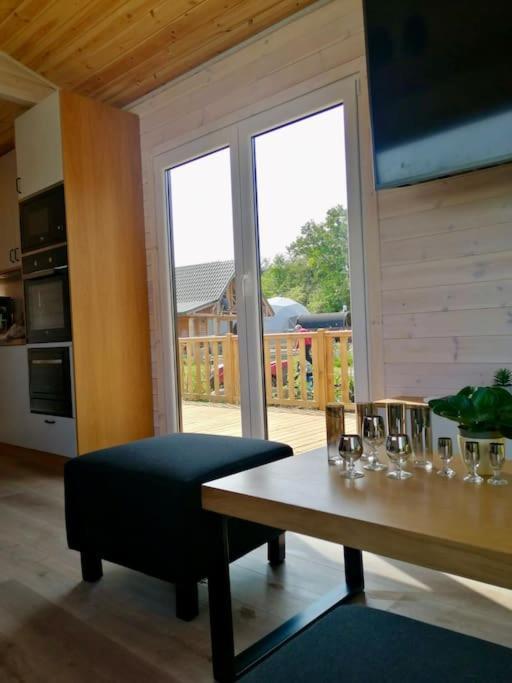 Tiny Beach House Heated And Airconditioned Wapnica  Extérieur photo