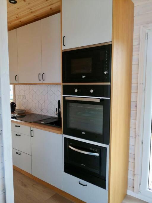 Tiny Beach House Heated And Airconditioned Wapnica  Extérieur photo